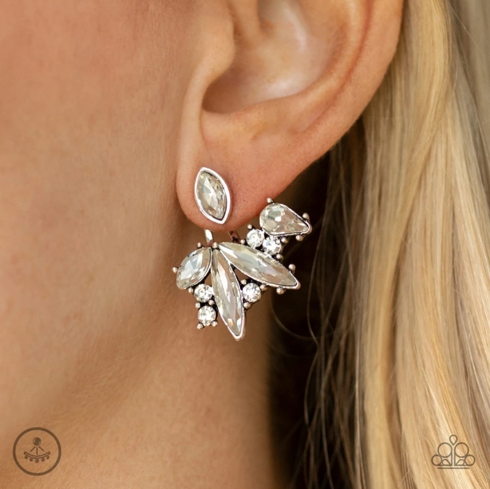 Deco Dynamite - White